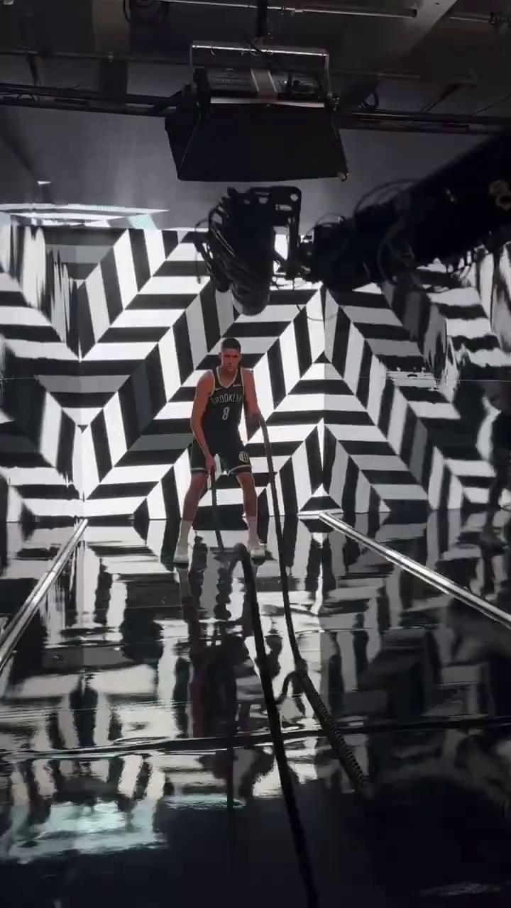 包含布鲁克林篮网发布备战花絮,国际比赛日队长鼓劲,NBA常规赛任务艰巨,轮换策略成焦点的词条 包含布鲁克林篮网发布备战花絮,国际比赛日队长鼓劲,NBA常规赛任务艰巨,轮换策略成焦点的词条